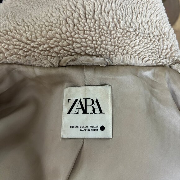 Zara Tan Fleece Cropped Winter Jacket w/Pockets & Buttons. Size Small - Picture 3 of 4